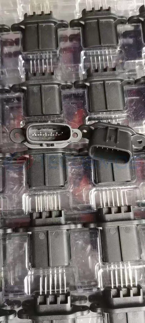 Car Connector For 6pin For Toyota For radar plug for new energy vehicles CT6-0026G-1 - image 3