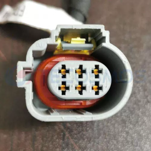 Car Connector For 6 pins with yellow clips CT6-0029M-8