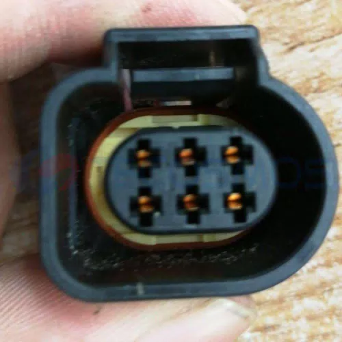Car Connector For Roewe For Gasoline Pump 6pin CT6-0040M-3