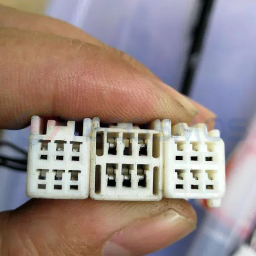 Car Connector For Six pins can be used to remove thread from Leno plug CT6-0076M