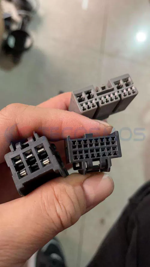 Car Connector For Buick 14-0038 16-0025 6-0083M-1 forms a set of 6 stitches CT6-0083M-1 - image 3