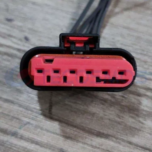 Car Connector For Tesla 6 injections CT6-0222M