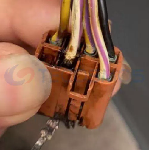 Car Connector For smooth lift switch plug has 7 pins CT7-0043M-2 - image 3