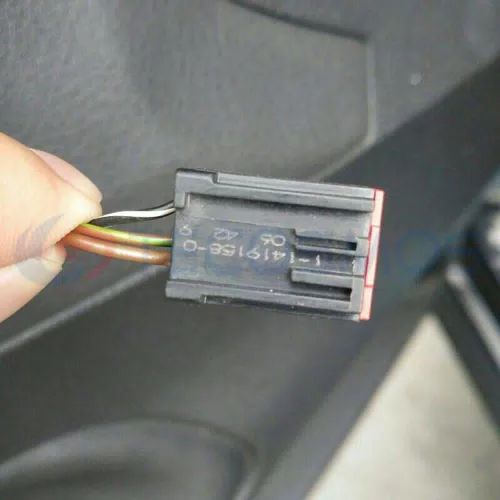 Car Connector For ford Mondeo For X-Win For 8pin plug for driver s door handle of X-Win CT8-0008M - image 3