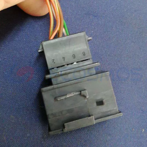 Car Connector For Volkswagen For Audi 3B0972734 8 hands CT8-0048G-2 - image 3