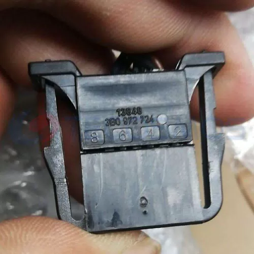 Car Connector For Volkswagen For Audi 3B0972724 8 hands CT8-0048M-1 - image 2