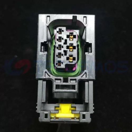 Car Connector For There are 8 stitches on same side of lower slot clip CT8-0083M-1