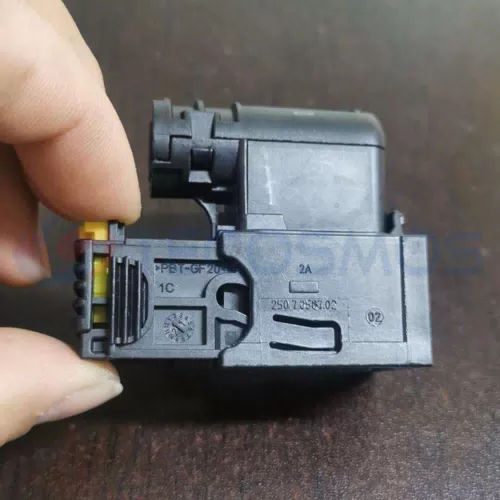 Car Connector For 8pin For Geely For Great Wall For Volvo from same side of middle slot slot CT8-0083M-4 - image 2