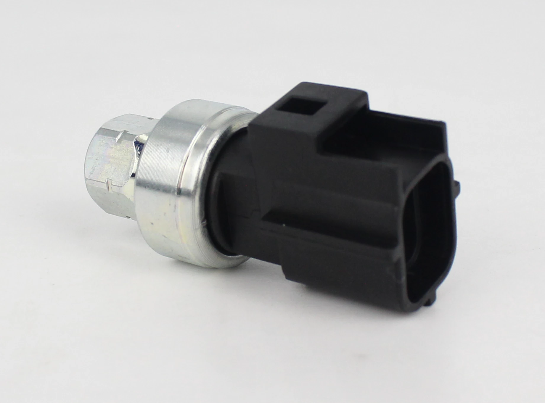 Oil pressure sensor 5073617AA 