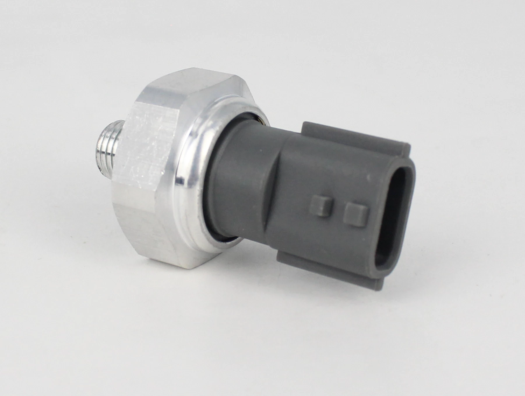 Oil pressure sensor 921361722R For RENAULT