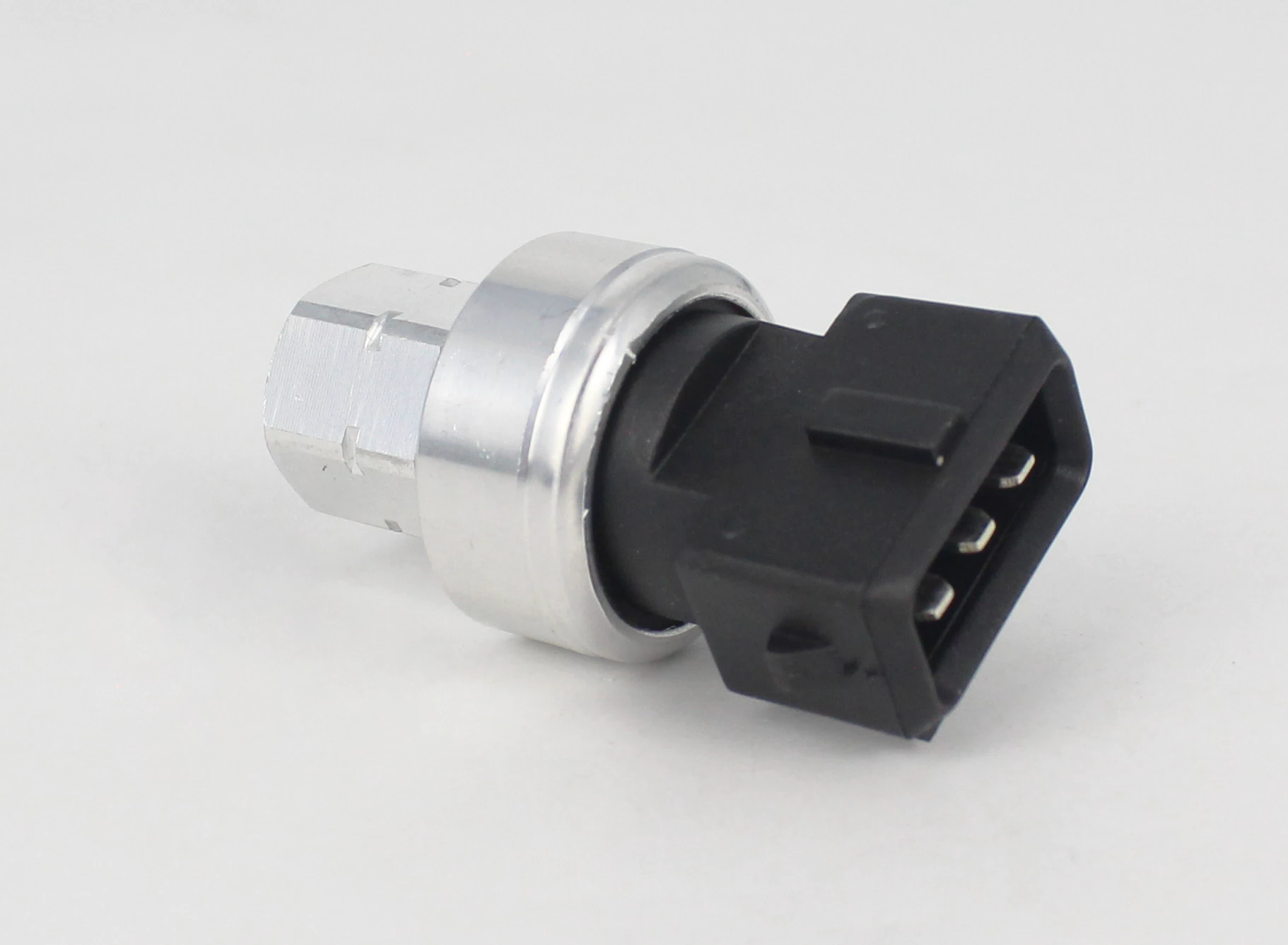 Oil pressure sensor 31292004
 For Volvo